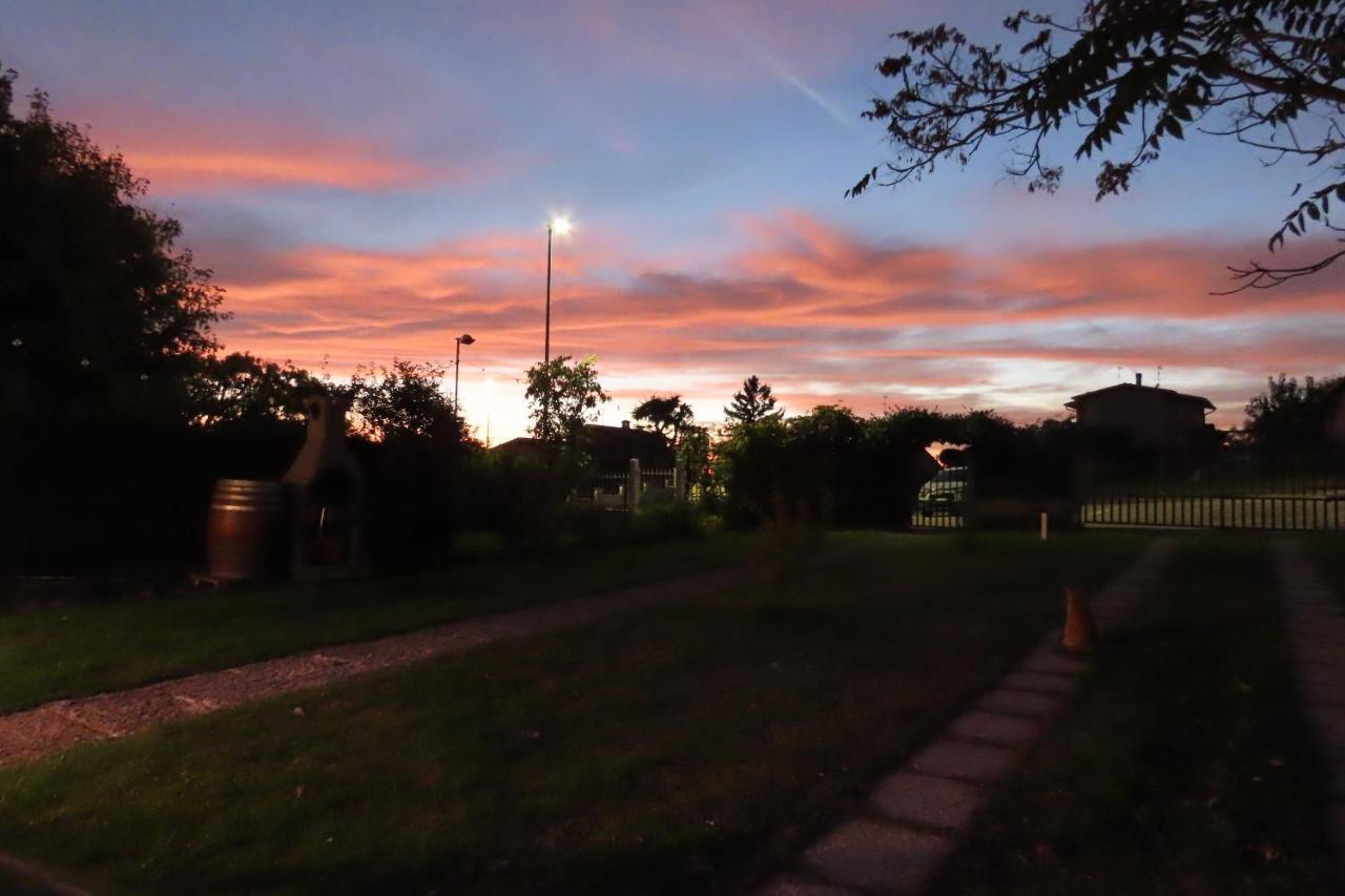 Vila Garda Art&Garden Volta Mantovana Exteriér fotografie